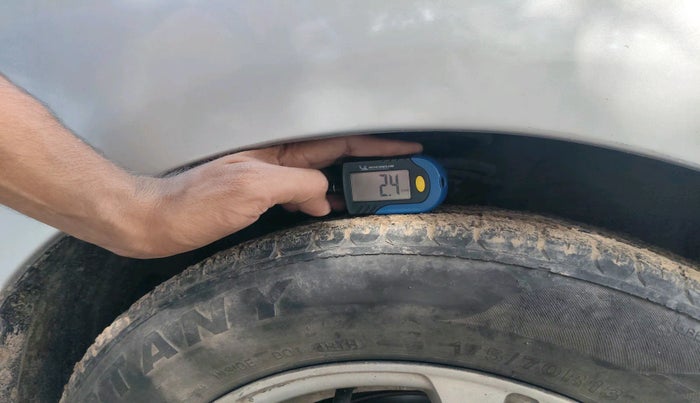 2011 Hyundai i10 MAGNA 1.2, Petrol, Manual, 97,000 km, tyre