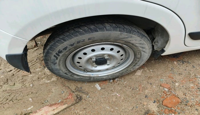 2019 Maruti New Wagon-R LXI CNG 1.0, Petrol, Manual, 35,540 km, tyre