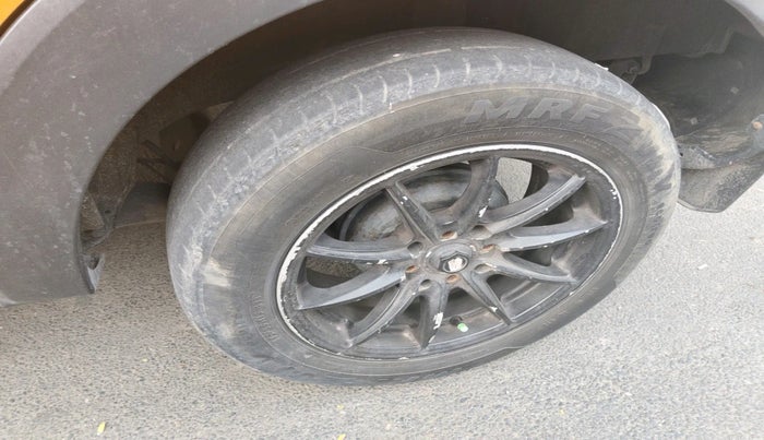 2021 Renault TRIBER RXZ, Petrol, Manual, 62,849 km, tyre