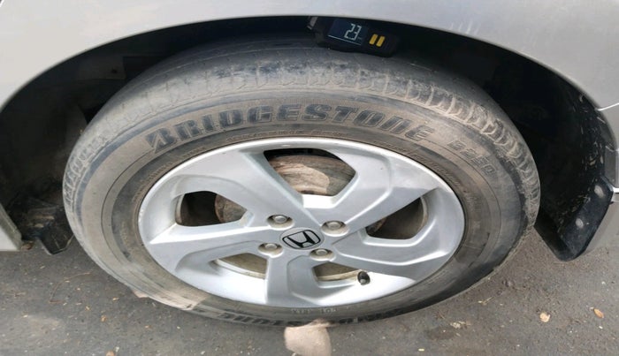 2016 Honda City 1.5L I-VTEC VX, Petrol, Manual, 27,390 km, tyre