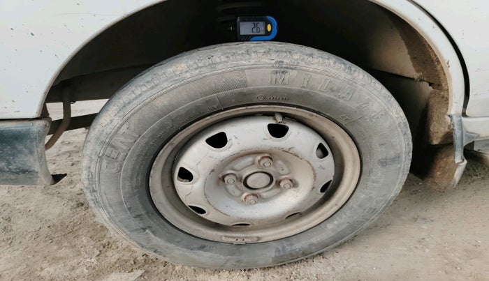 2018 Maruti Eeco 7 STR, Petrol, Manual, 94,414 km, tyre