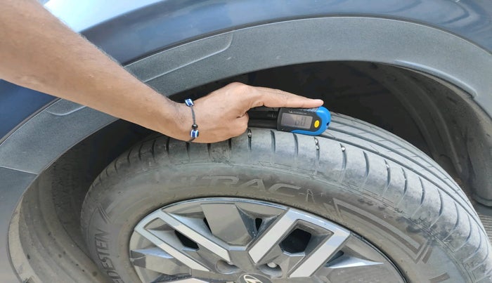 2021 Hyundai VENUE SX 1.5 CRDI, Diesel, Manual, 45,519 km, tyre