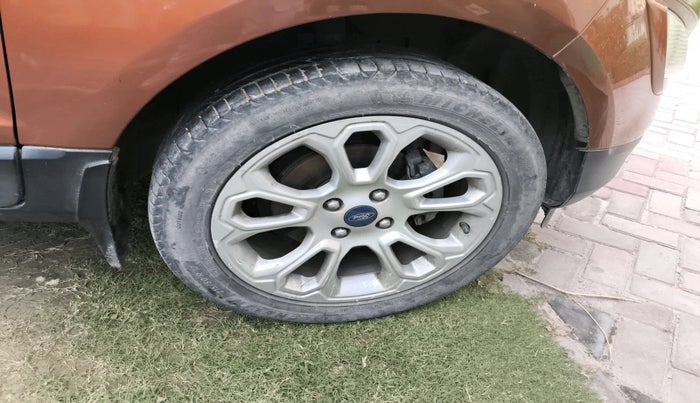 2018 Ford Ecosport TITANIUM + 1.5L PETROL AT, Petrol, Automatic, 1,16,354 km, tyre