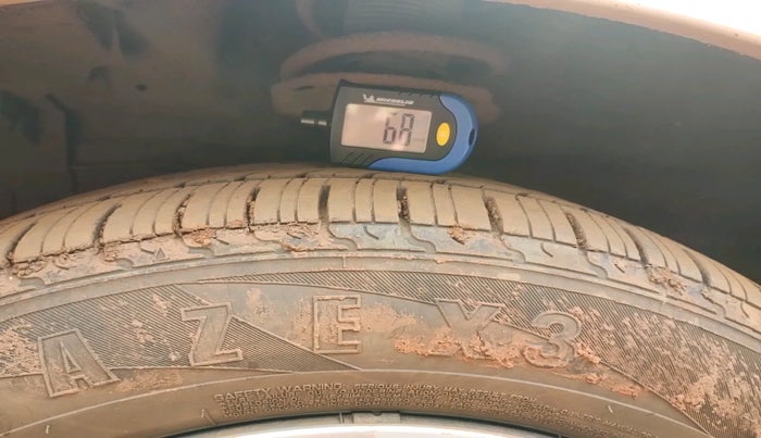 2012 Maruti Ertiga VDI, Diesel, Manual, 80,439 km, tyre
