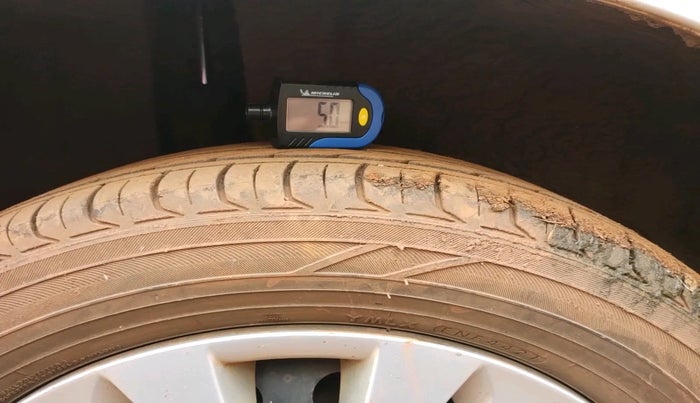 2012 Maruti Ertiga VDI, Diesel, Manual, 80,439 km, tyre