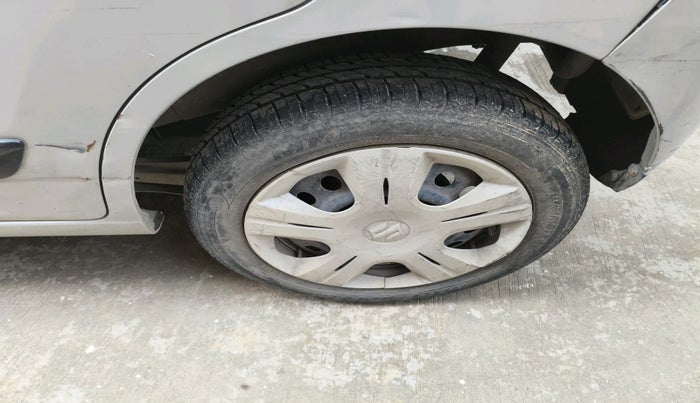2014 Maruti Wagon R 1.0 VXI, Petrol, Manual, 61,999 km, tyre
