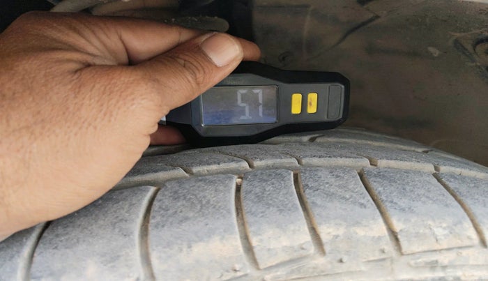 2011 BMW X1 sDrive20d, Diesel, Automatic, 1,11,263 km, tyre