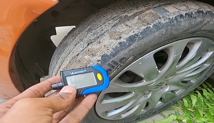 2016 Maruti Baleno ALPHA PETROL 1.2, Petrol, Manual, 52,720 km, tyre