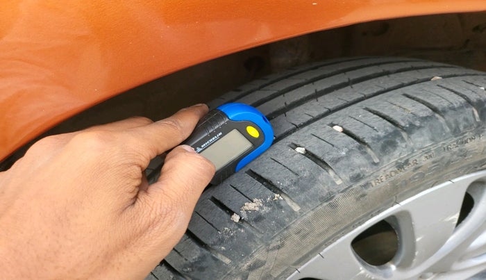 2016 Maruti Baleno ALPHA PETROL 1.2, Petrol, Manual, 52,720 km, tyre