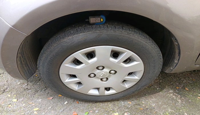 2013 Hyundai i20 MAGNA 1.2, Petrol, Manual, 73,096 km, tyre