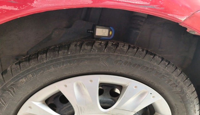 2013 Honda Brio S MT, Petrol, Manual, 53,073 km, tyre