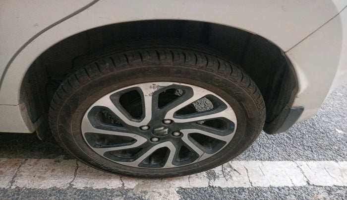 2022 Maruti Baleno ALPHA 1.2 AGS, Petrol, Automatic, 90,085 km, tyre