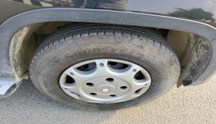 2022 Mahindra BOLERO NEO N 8, Diesel, Manual, 15,000 km, tyre
