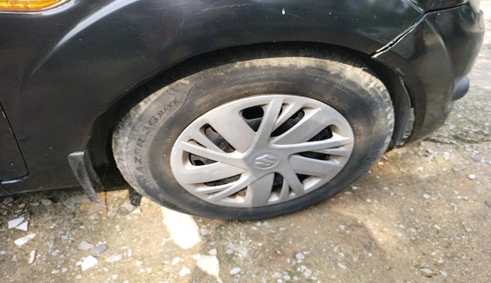 2012 Ford Figo ZXI 1.4 DIESEL, Diesel, Manual, 1,04,147 km, tyre