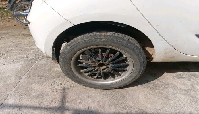 2013 Hyundai i20 MAGNA 1.2, Petrol, Manual, 55,519 km, tyre