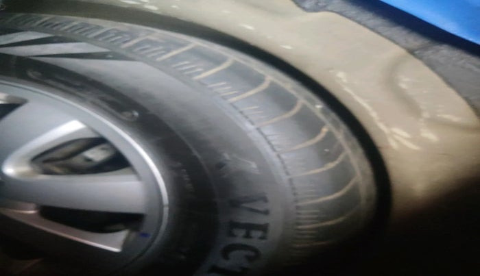 2014 Maruti Ritz ZXI, Petrol, Manual, 87,049 km, tyre