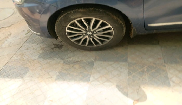 2017 Maruti Dzire ZXI PLUS AMT, Petrol, Automatic, 1,14,014 km, tyre