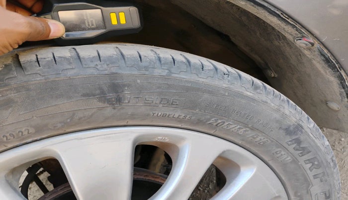 2017 Maruti Baleno ZETA PETROL 1.2, Petrol, Manual, 1,33,517 km, tyre