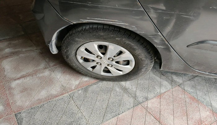 2012 Hyundai i10 SPORTZ 1.2, Petrol, Manual, 1,38,248 km, tyre