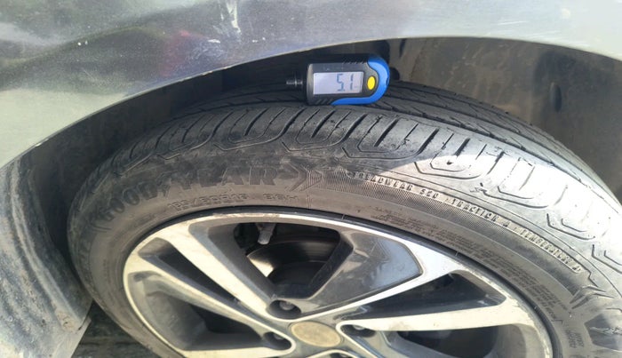 2022 Tata ALTROZ XZ PETROL, Petrol, Manual, 44,326 km, tyre