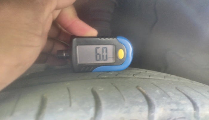 2023 Tata ALTROZ XZA + SUNROOF, Petrol, Automatic, 25,536 km, tyre