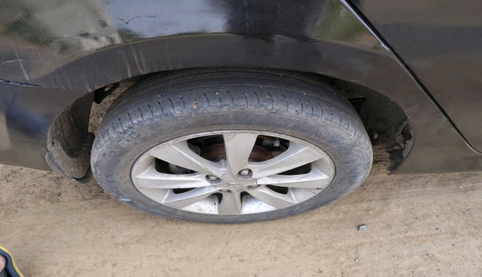 2011 Hyundai Verna FLUIDIC 1.6 CRDI SX, Diesel, Manual, 75,006 km, tyre