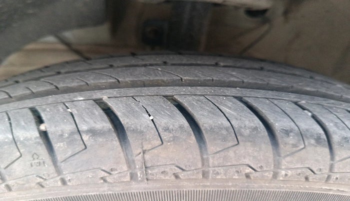 2022 Maruti Dzire VXI, Petrol, Manual, 34,092 km, tyre
