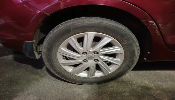 2014 Maruti Swift Dzire ZXI, Petrol, Manual, 61,090 km, tyre