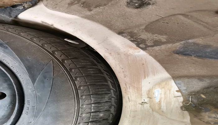 2010 Maruti Swift LXI, Petrol, Manual, 97,287 km, tyre