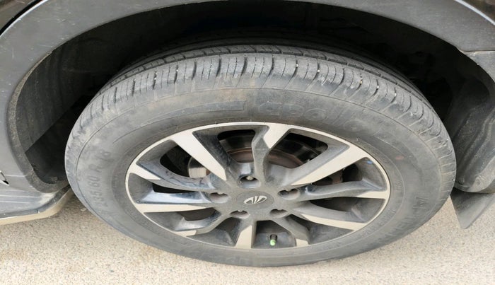 2018 Mahindra XUV500 W11, Diesel, Manual, 78,727 km, tyre