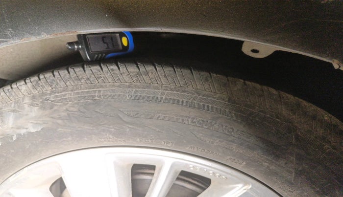 2014 Maruti Swift ZXI, Petrol, Manual, 83,390 km, tyre