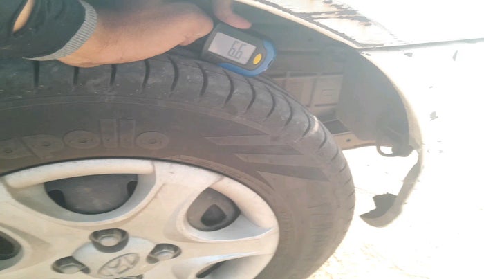 2011 Hyundai Accent GLE, Petrol, Manual, 1,05,034 km, tyre