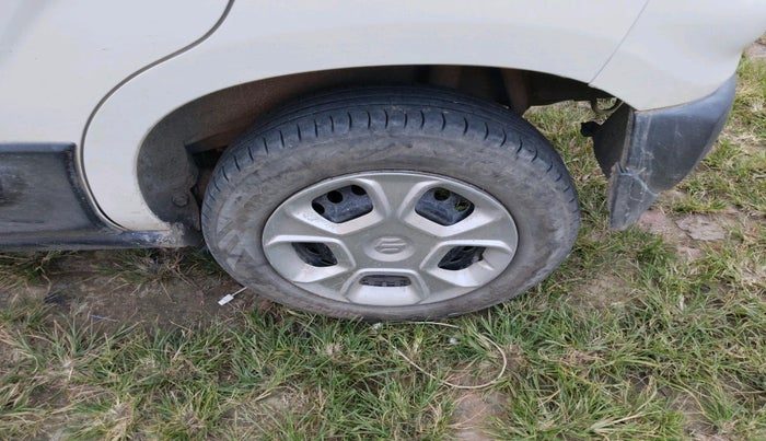 2021 Maruti S PRESSO VXI CNG, Petrol, Manual, 1,56,470 km, tyre