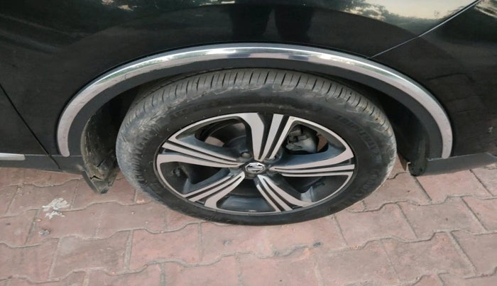 2022 MG ASTOR SHARP 1.5 MT, Petrol, Manual, 28,000 km, tyre