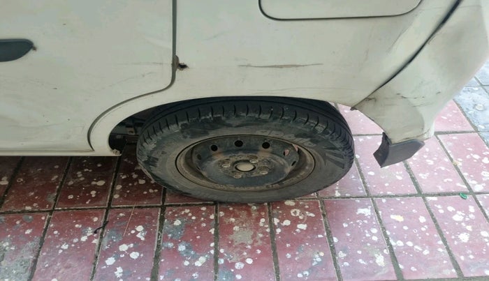 2015 Maruti Alto 800 LXI, Petrol, Manual, 86,207 km, tyre