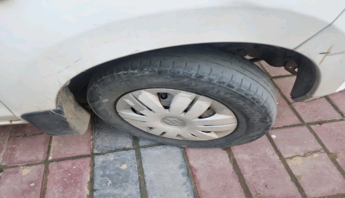 2015 Maruti Alto 800 LXI, Petrol, Manual, 86,207 km, tyre