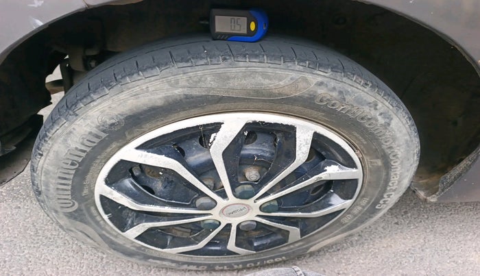 2015 Maruti Celerio VXI AMT, Petrol, Automatic, 1,00,419 km, tyre