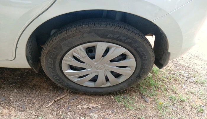 2024 Maruti Swift VXi, Petrol, Manual, 13,264 km, tyre