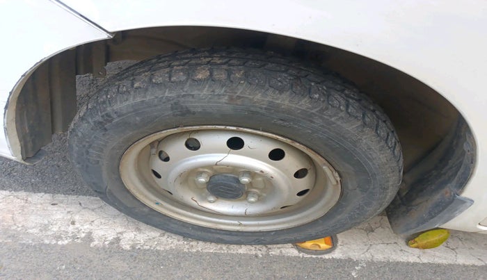 2011 Maruti Wagon R 1.0 LXI, Petrol, Manual, 31,466 km, tyre