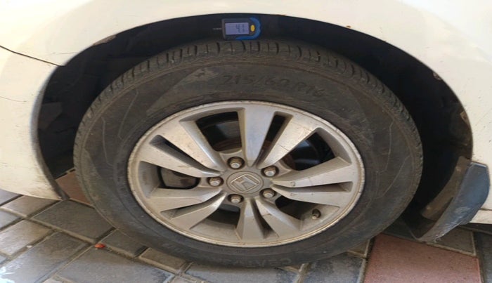 2010 Honda Accord 2.4L I-VTEC AT, Petrol, Automatic, 98,738 km, tyre