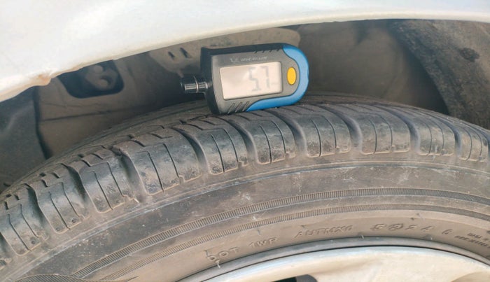 2019 Hyundai NEW SANTRO SPORTZ CNG, CNG, Manual, 1,22,871 km, tyre