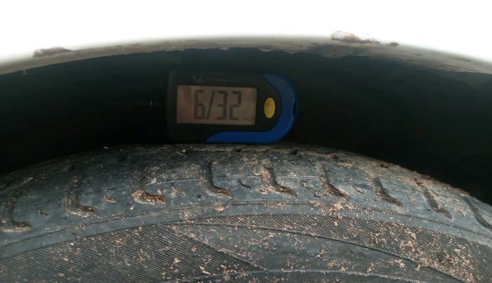 2012 Tata Nano LX, Petrol, Manual, 90,994 km, tyre