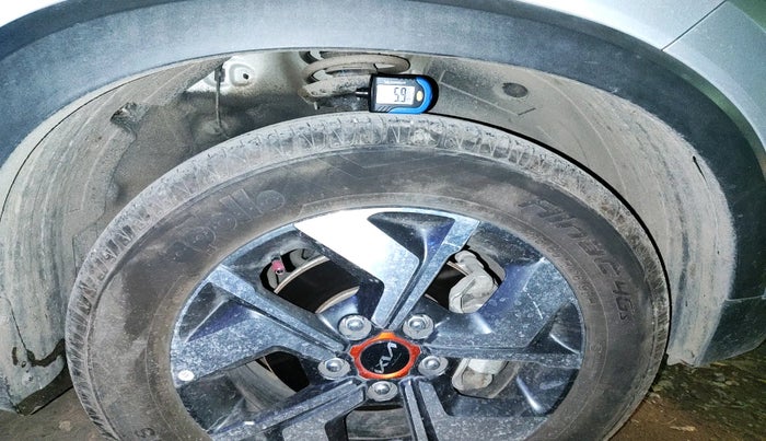 2023 KIA SONET HTX ANNIVERSARY EDITION 1.0 IMT, Petrol, Manual, 5,629 km, tyre