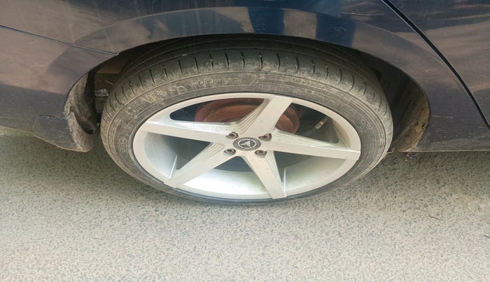 2022 Maruti Ciaz DELTA 1.5 SHVS MT PETROL, Petrol, Manual, 43,007 km, tyre