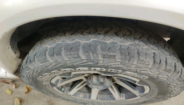 2016 ISUZU MU-7 Premium 4x2 AT, Diesel, Automatic, 99,000 km, tyre