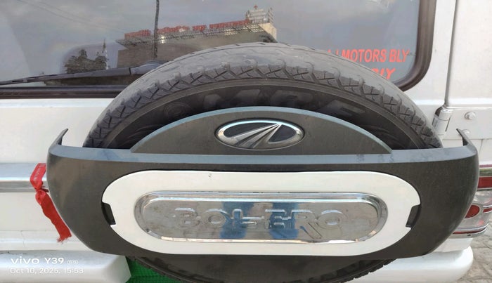 2015 Mahindra Bolero ZLX BS-III, Diesel, Manual, 91,364 km, tyre