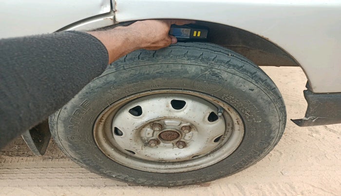 2012 Maruti Eeco 7 STR, Petrol, Manual, 1,22,935 km, tyre