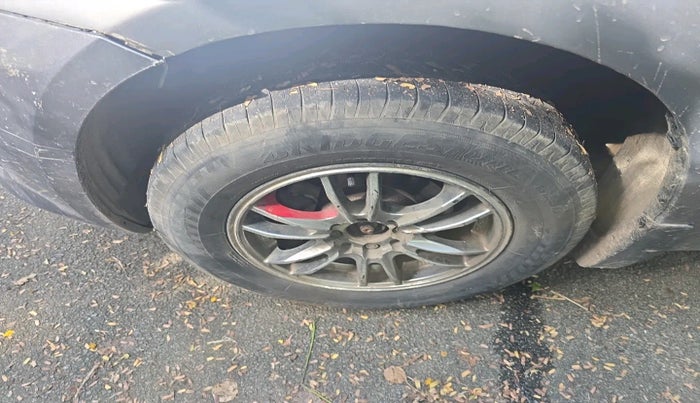 2013 Maruti Swift Dzire VDI, Diesel, Manual, 1,61,980 km, tyre