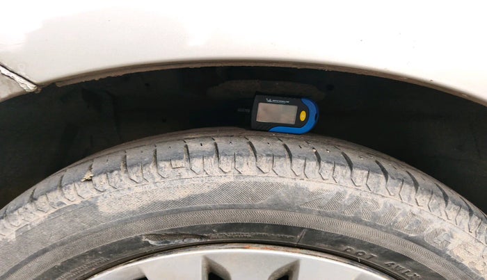 2013 Maruti Ertiga VXI, Petrol, Manual, 63,967 km, tyre