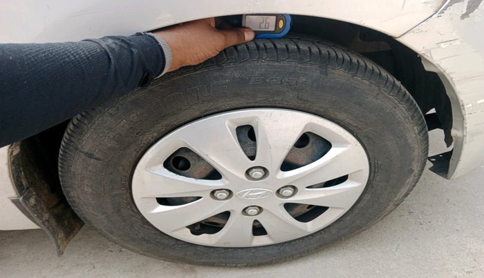 2012 Hyundai i10 MAGNA 1.1, Petrol, Manual, 30,637 km, tyre